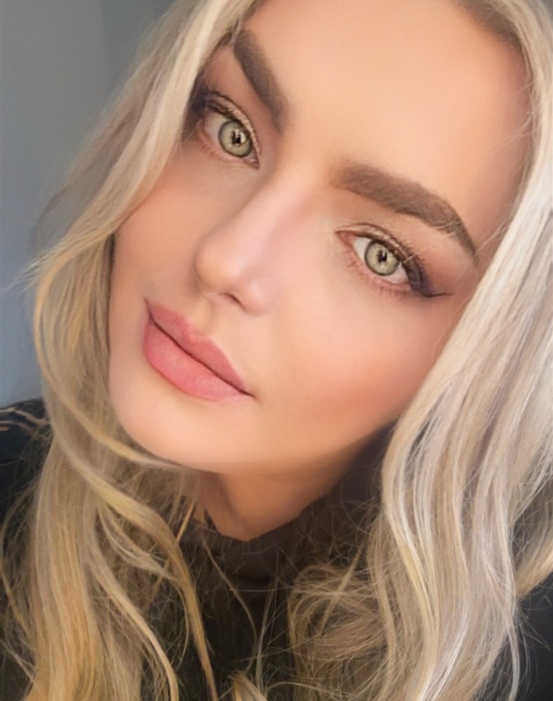 Home Portia Macintosh